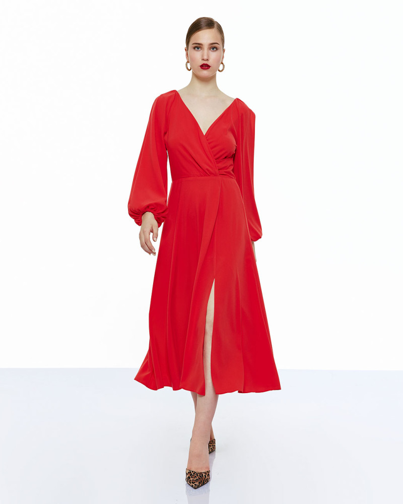 Φόρεμα κλος κόκκινο με άνοιγμα στα μανίκια